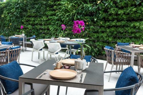 Hotel Hilton Garden Inn Phuket Bang Tao - Sha Extra Plus