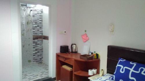 Hostal Studio House Near Tesco & Beach
