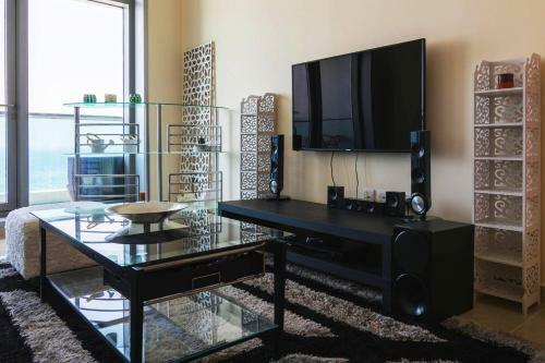 Luxury 1 Br Beach Apartment With Full Sea View