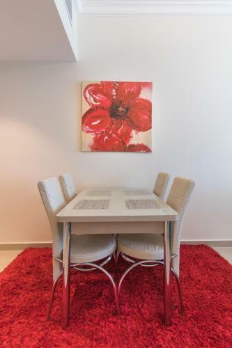 Luxury 1 Br Beach Apartment With Full Sea View