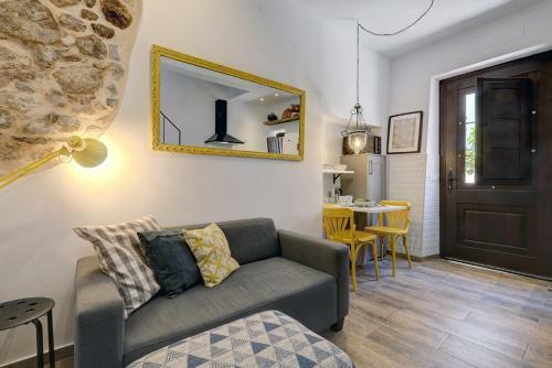 Unique Andalusian Townhouse Next To Beach