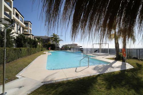 Acosta- Incredible Designer's Terraced Flat