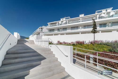 Newly Built 2-bdrm Apartment In Le Mirage