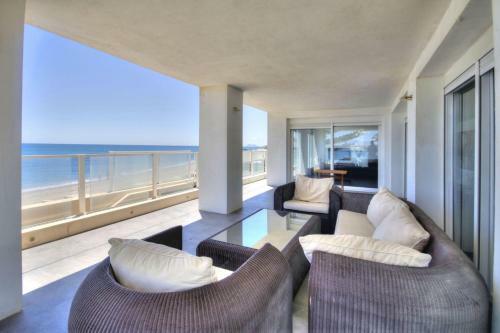 Beachside Villa Estepona