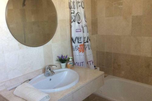 Apartamento �tico En Marbella Con Vistas Al Mar