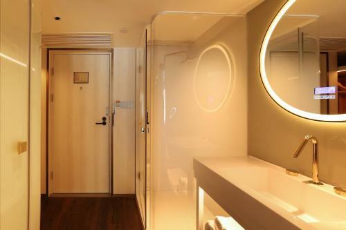 Bolly Wood Hotel Beijing Wangfujing Branch