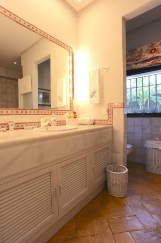 Las Ranas Casasola Beach Villa 15pax