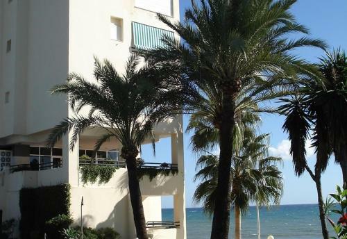 Apartment Boulevard 302