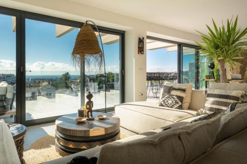 Double 250m2 Apartment With Sea View At Oasis325 Estepona