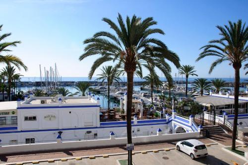 Beautiful 2-bed Apartment In Estepona With Seaview