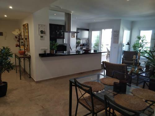 Apartamento Reina Sofia 45