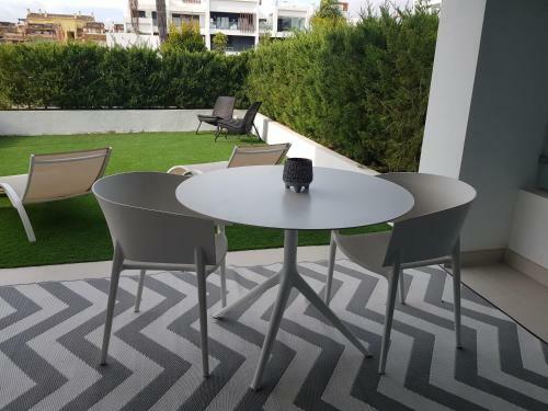 Modern Ground Floor Apartment