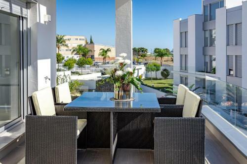 Lm62a- Modern Family Apartment Close To Beach