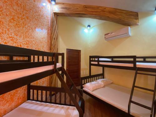 Hotel Taal Maranan Farmville By Cocotel