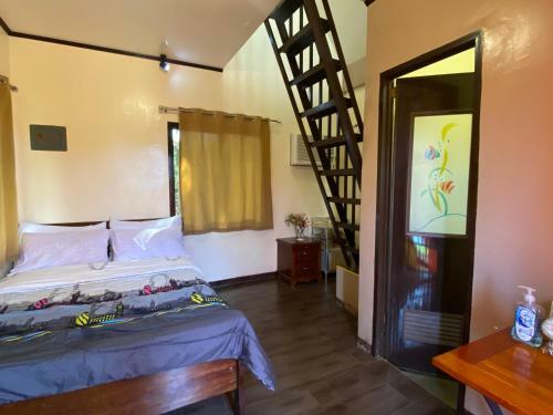 Hotel Taal Maranan Farmville By Cocotel