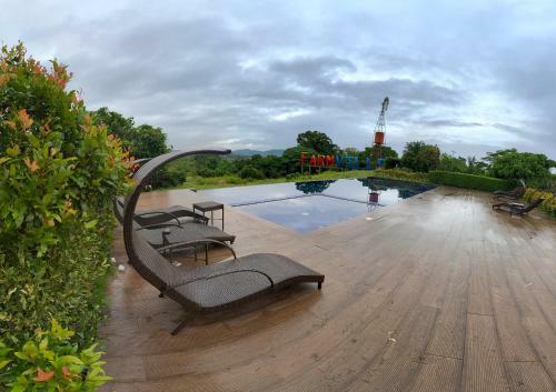 Hotel Taal Maranan Farmville By Cocotel