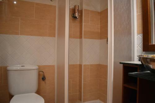 4 Bed Ground Floor Apartment With Rooftop Pool