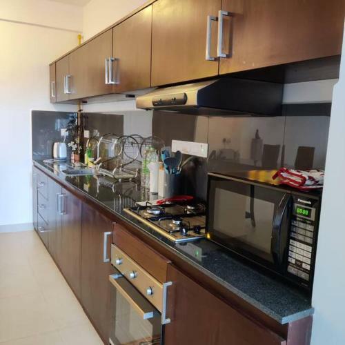 3 Bedroom Apartment In Close Proximity To Beach