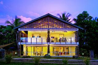 Hotel First Landing Beach Resort & Villas