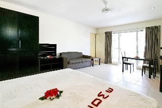 Hotel First Landing Beach Resort & Villas
