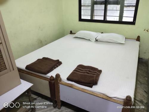 Hotel Amit Rest House By Wb Inn