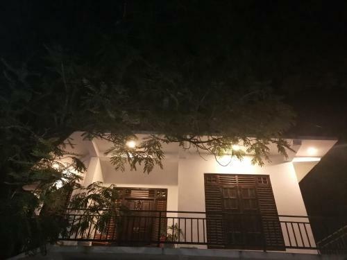 Sam's Inn