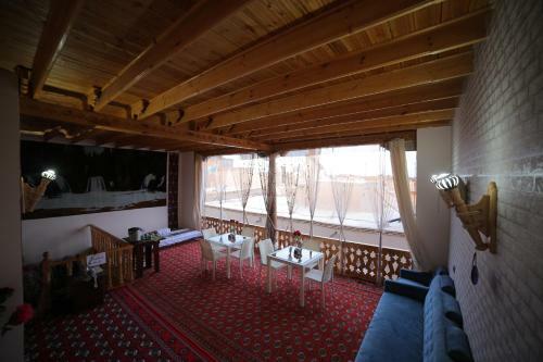 Hostal Rasulboy Guest House