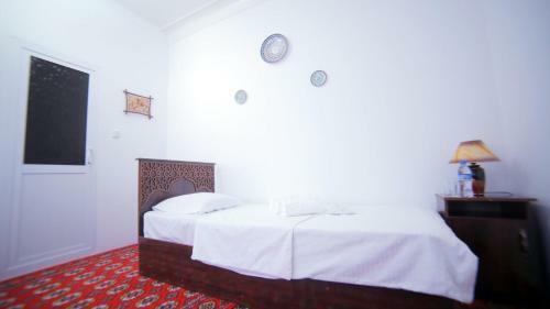 Hostal Qutlug Qadam Guest House