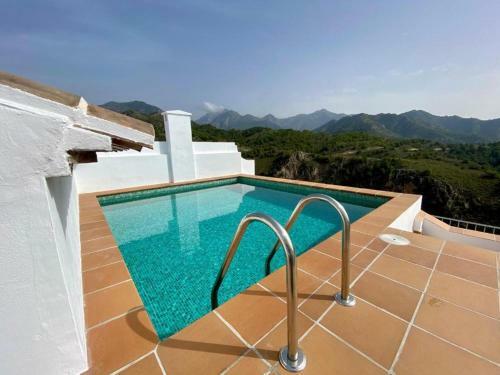 Casa Con Incre�bles Vistas A Las Monta�as Y Al Mar