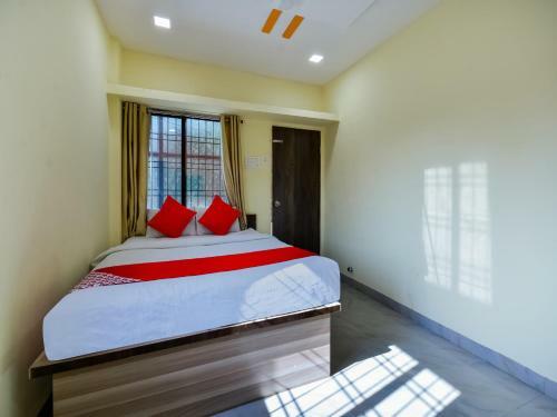 Oyo 75434 Hotel Everest Inn