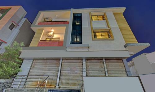 Hotel Treebo Trip Platinum Inn Jalna Road