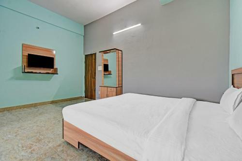 Oyo Flagship 84979 Hotel Modi Great