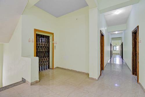 Oyo Flagship 84979 Hotel Modi Great