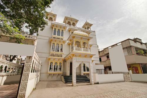 Oyo 47777 Hotel Laxminarayan