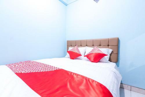 Hotel Oyo 1516 Cemara Gading Syariah