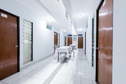 Hotel Oyo 1516 Cemara Gading Syariah