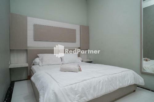 Hotel Yayah Rooms Bogor Syariah Redpartner