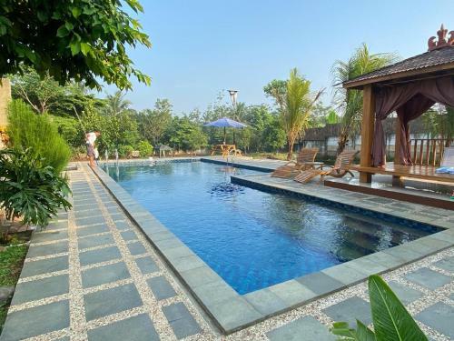 Hotel Embay House & Private Pool