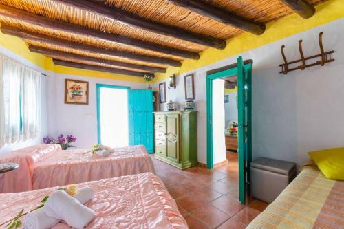 Casa Rosa, Con Encanto Y Piscinas Privadas