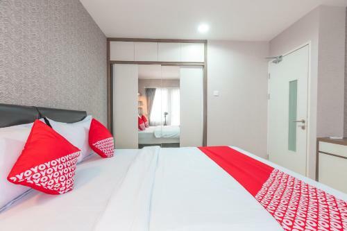 Hotel Oyo 1948 Apartement Sentul Tower