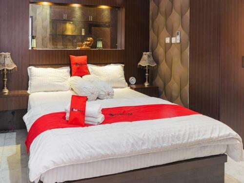 Hostal Reddoorz Syariah @ Ciampea Bogor