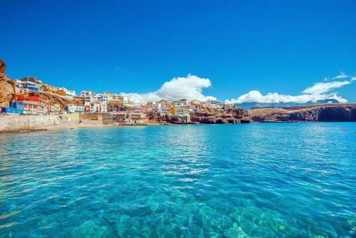 Beautiful Penthouse With Pool And Sea Views