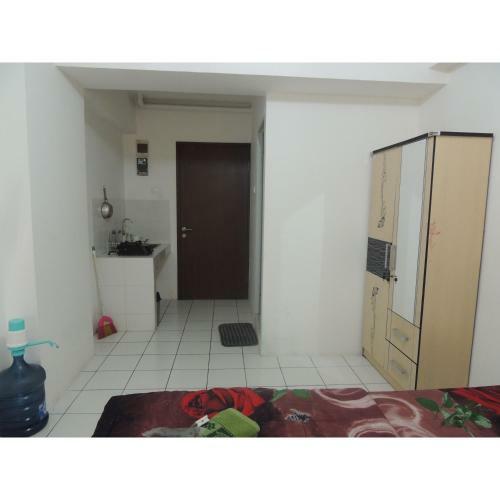 Hotel Reva Room On Gunung Putri Square Apartment