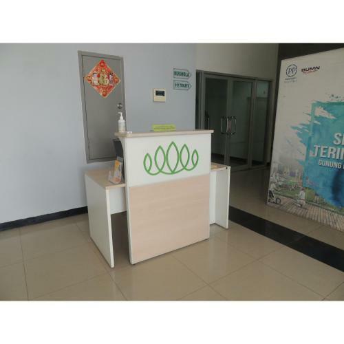Hotel Reva Room On Gunung Putri Square Apartment