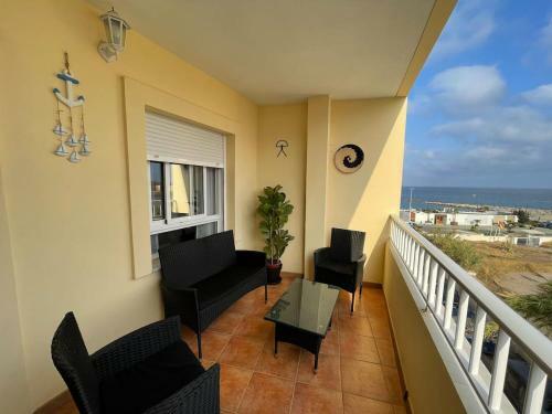 Apartamento 3 Dormitorios Frente Al Mar Garrucha