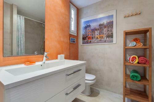 Hhbcn Beach Apartment Gava #1