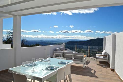 Villa Stunning, Luxury Home In Gaucin Town, Heated Pool