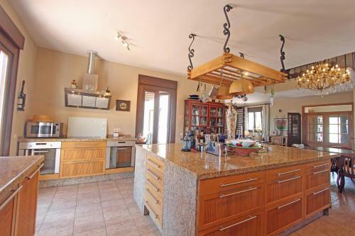 Villa Allegra 8p With Pool In Gaucin