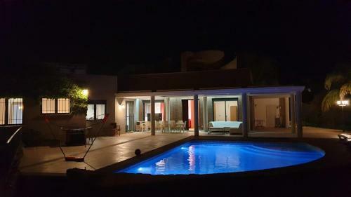 Villahuerta,es Pool And Jacuzzi, Just For Quiet People