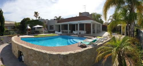 Villahuerta,es Pool And Jacuzzi, Just For Quiet People
